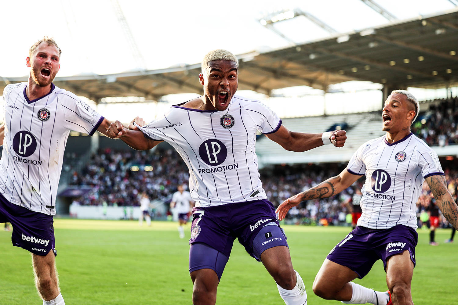 完美体育官方入口-包含阿雅克肖惊险取胜，成功晋级下一轮的词条